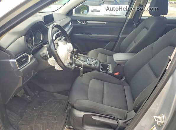 JM3KFBBM1J0341242 2018 MAZDA CX-5 Серебряный Вид салона спереди