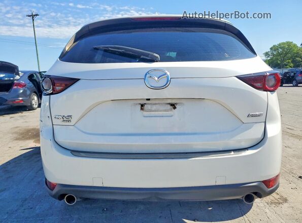 JM3KFBBM3J0330050 2018 MAZDA CX-5 White Rear view