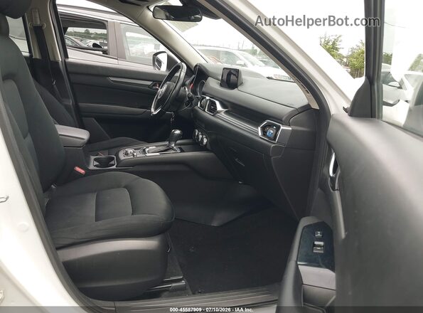 JM3KFBBM4J0447216 2018 MAZDA CX-5 White Widok wnętrza z przodu
