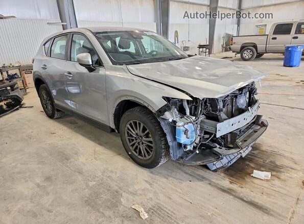 JM3KFBBM6J0356237 2018 MAZDA CX-5 Серебряный Передняя правая четверть