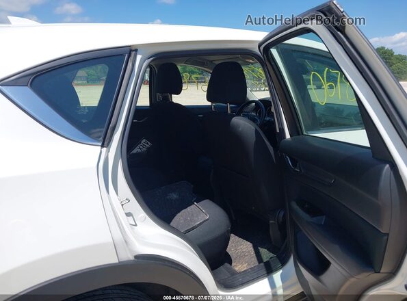 JM3KFBBM6J0379386 2018 MAZDA CX-5 White Widok naklejki z numerem VIN