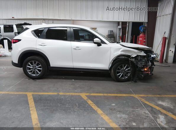 JM3KFBBM8N0559605 2022 MAZDA CX-5 Белый Вид задней части салона