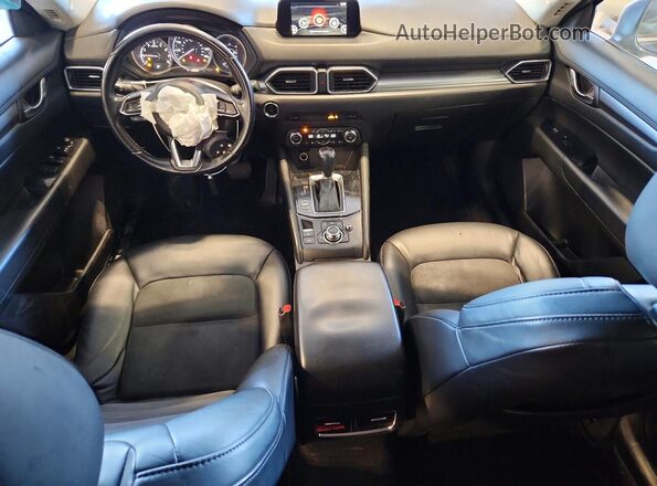 JM3KFBCL1H0111961 2017 MAZDA CX-5 Blue Вид панелі приладів