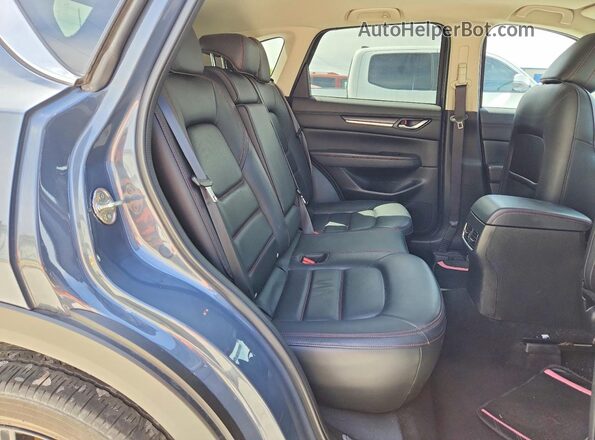 JM3KFBCL1R0526084 2024 MAZDA CX-5 Gray Rear interior view