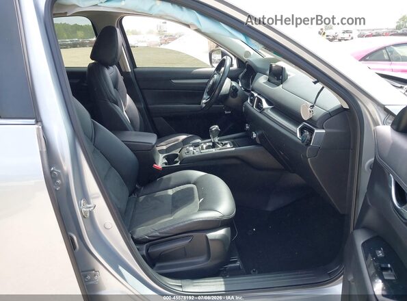 JM3KFBCL5H0114877 2017 MAZDA CX-5 Light Blue Vista interior delantera