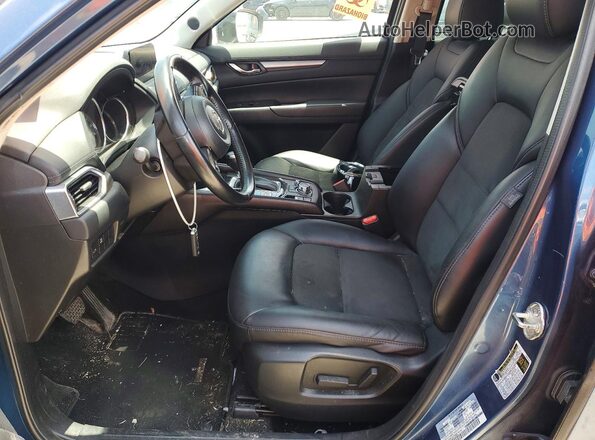JM3KFBCL5H0160290 2017 MAZDA CX-5 Blue Widok wnętrza z przodu