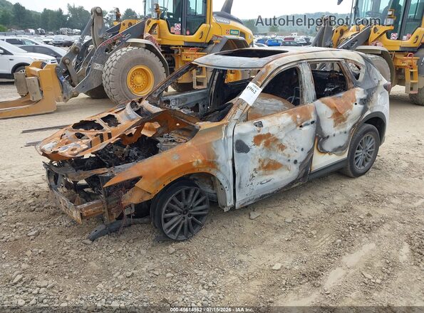 JM3KFBCL6H0159195 2017 MAZDA CX-5 White Front left