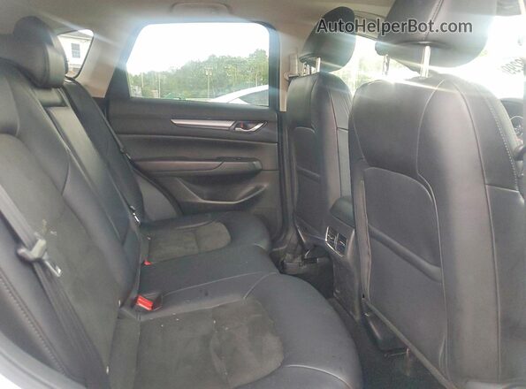 JM3KFBCL6H0174957 2017 MAZDA CX-5 White Вид задньої частини салону