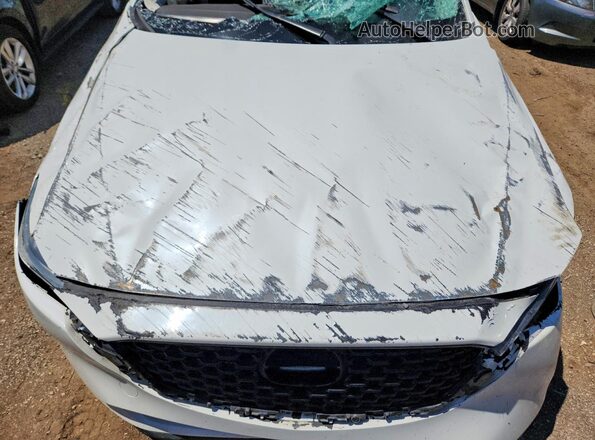 JM3KFBCL7R0420027 2024 MAZDA CX-5 White Vista interior trasera