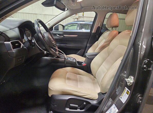 JM3KFBCL8H0126182 2017 MAZDA CX-5 Gray Вид салону спереду