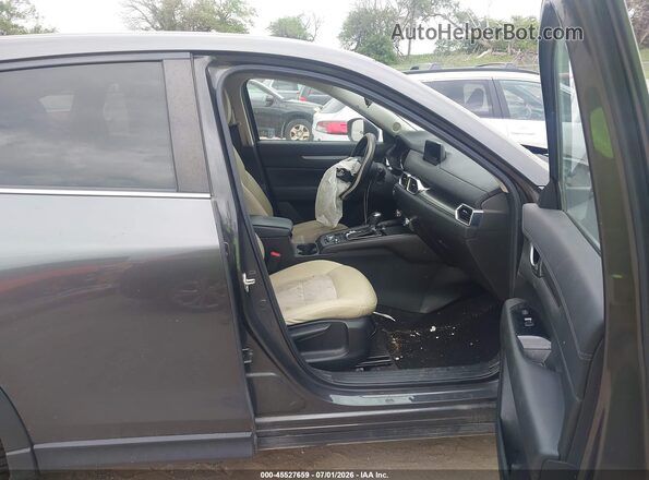 JM3KFBCL9H0152824 2017 MAZDA CX-5 Gray Вид салону спереду