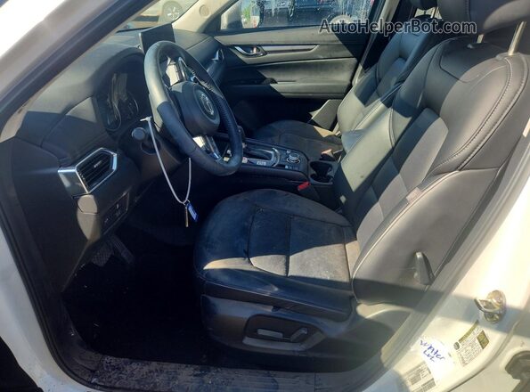 JM3KFBCL9S0687062 2025 MAZDA CX-5 White წინა სალონის ხედი