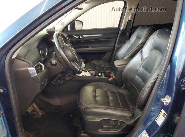 JM3KFBCM0N1581428 2022 MAZDA CX-5 Blue Вид салону спереду