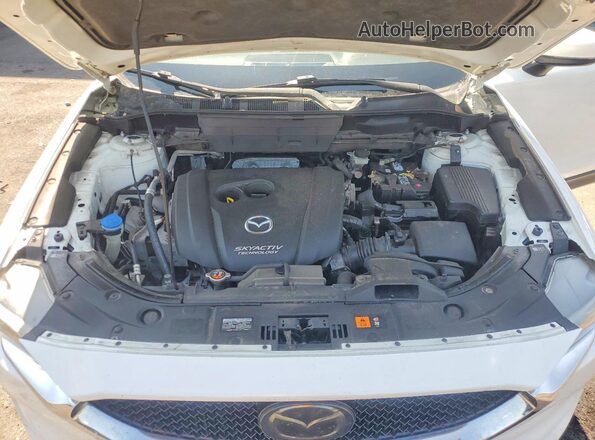 JM3KFBCM1J0330420 2018 MAZDA CX-5 White Սալոնի հետևի տեսք