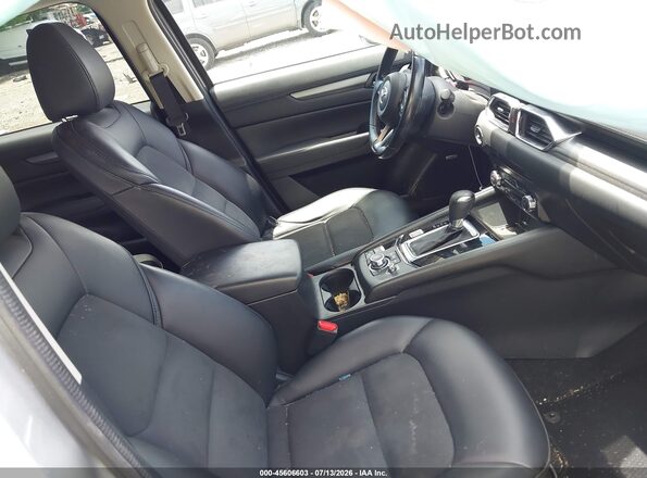 JM3KFBCM1J0465011 2018 MAZDA CX-5 Silver Widok wnętrza z przodu
