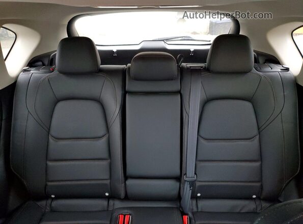 JM3KFBCM1P0104984 2023 MAZDA CX-5 Red Vista de los asientos traseros