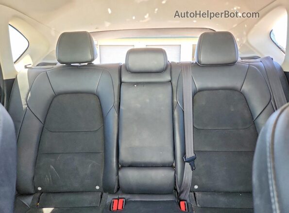 JM3KFBCM2L0759455 2020 MAZDA CX-5 White Rear seats view