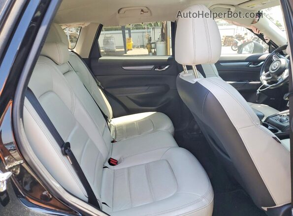 JM3KFBCM3M1489342 2021 MAZDA CX-5 Black Rear interior view