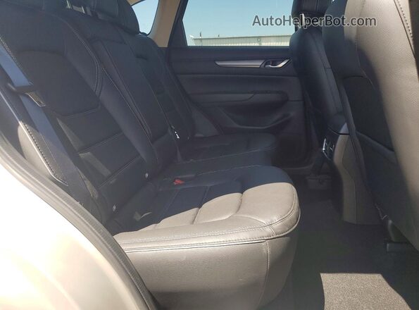 JM3KFBCM4S0727749 2025 MAZDA CX-5 Beige უკანა სალონის ხედი