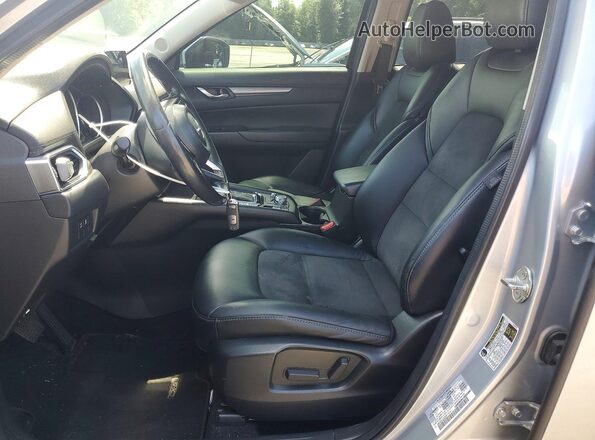 JM3KFBCM5J0346975 2018 MAZDA CX-5 Silver Front interior view
