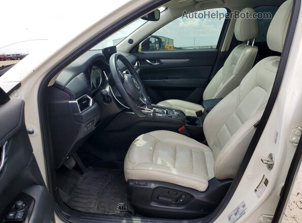 JM3KFBCM5M1338180 2021 MAZDA CX-5 White Вид салону спереду