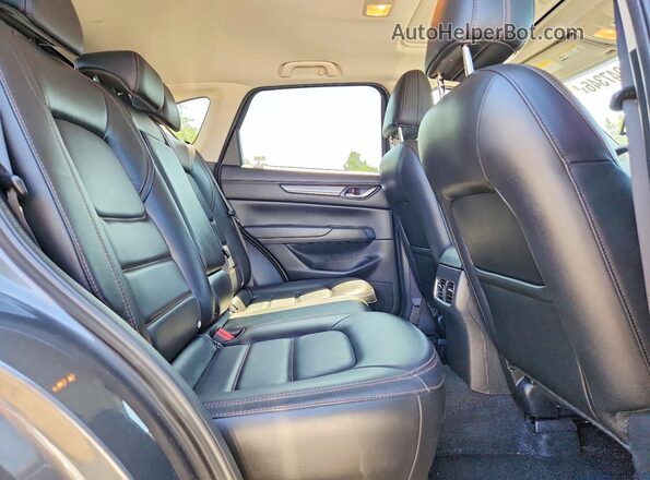 JM3KFBCM5N0605017 2022 MAZDA CX-5 Gray უკანა სალონის ხედი