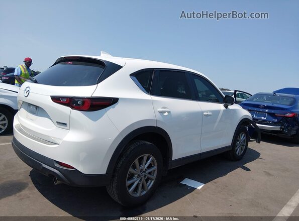 JM3KFBCM6N1572779 2022 MAZDA CX-5 White Trasero derecho