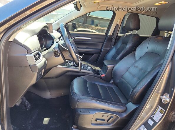 JM3KFBCM6P0111882 2023 MAZDA CX-5 Gray Widok wnętrza z przodu
