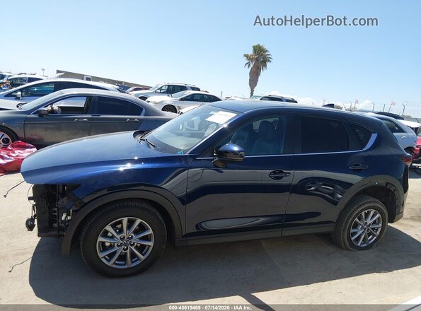 JM3KFBCM7N0570612 2022 MAZDA CX-5 Dark Blue Widok wnętrza 360 stopni