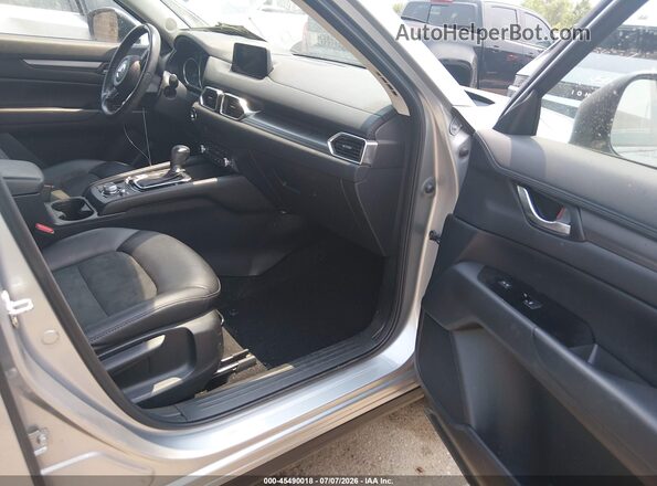 JM3KFBCM9K0552527 2019 MAZDA CX-5 Серебряный Вид салона спереди