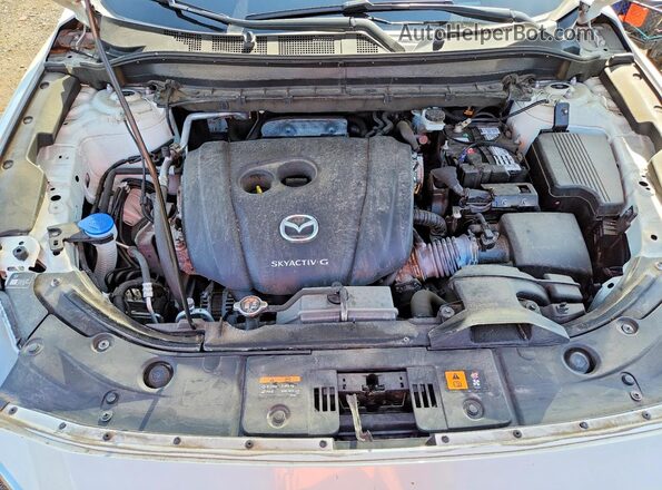 JM3KFBCM9M0336728 2021 MAZDA CX-5 White Vista del compartimento del motor