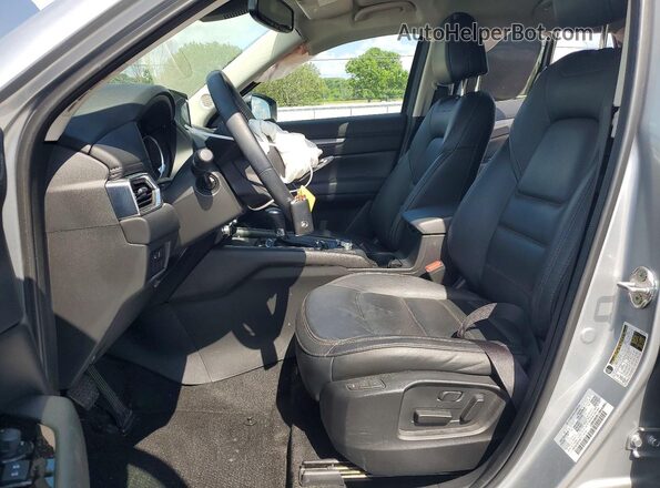 JM3KFBCM9P0109110 2023 MAZDA CX-5 Silver Widok wnętrza z przodu