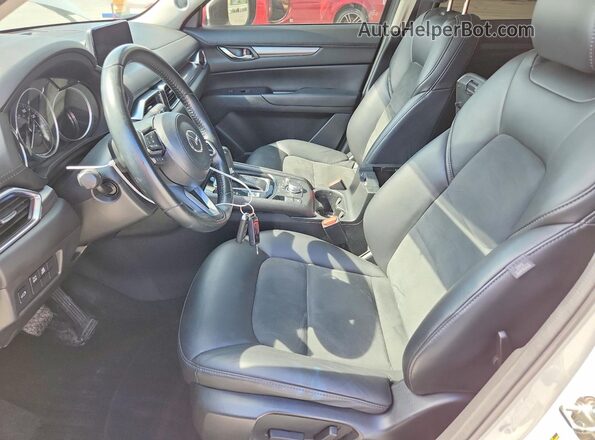 JM3KFBCMXK1682651 2019 MAZDA CX-5 White Vista interior delantera