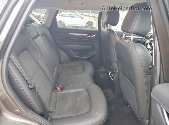 JM3KFBCMXL1784968 2020 MAZDA CX-5 Gray Rear interior view