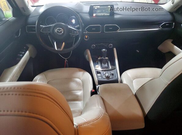JM3KFBDL1H0100053 2017 MAZDA CX-5 Red Вид панелі приладів