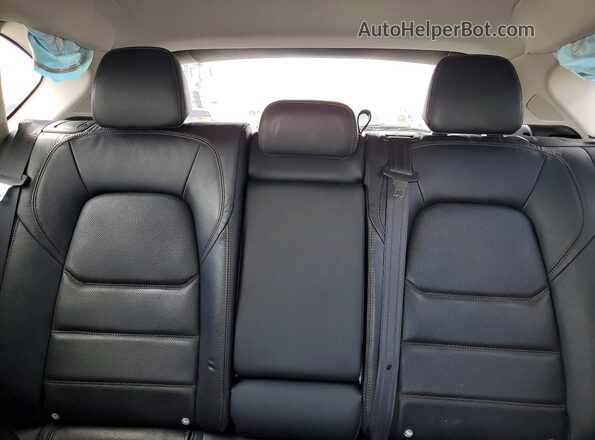 JM3KFBDL5H0116417 2017 MAZDA CX-5 White Widok tylnych siedzeń