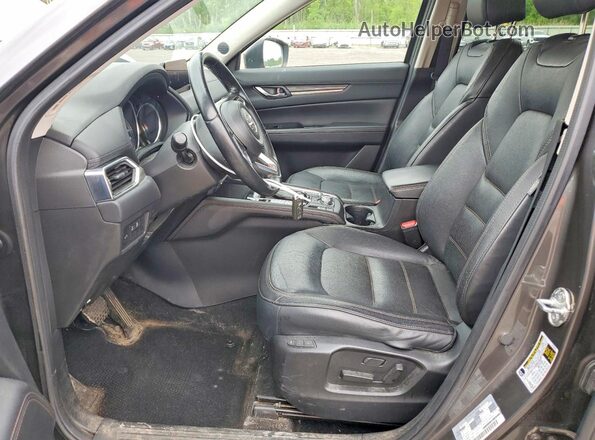 JM3KFBDL6H0118516 2017 MAZDA CX-5 Gray Вид салону спереду
