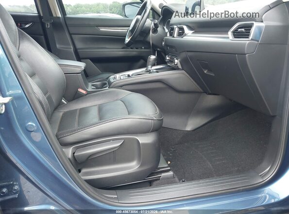 JM3KFBDL6H0211262 2017 MAZDA CX-5 Blue Widok wnętrza z przodu