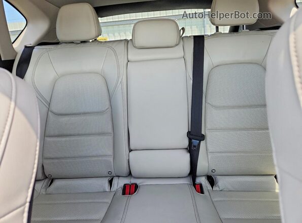 JM3KFBDL7H0120940 2017 MAZDA CX-5 White Rear seats view