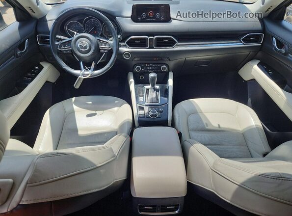 JM3KFBDL7H0120940 2017 MAZDA CX-5 White Dashboard view