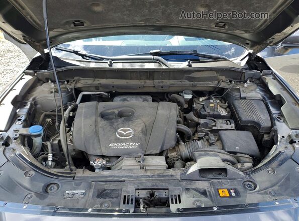 JM3KFBDL9H0147573 2017 MAZDA CX-5 Charcoal Vista del compartimento del motor
