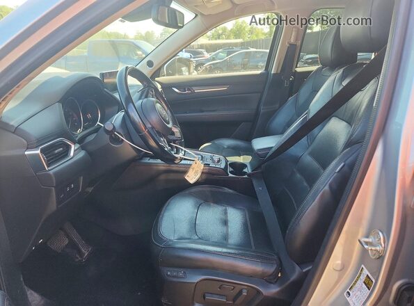 JM3KFBDM0J0350608 2018 MAZDA CX-5 Silver Front interior view