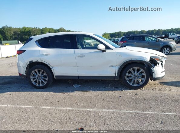 JM3KFBDM0M0352749 2021 MAZDA CX-5 White Rear interior view
