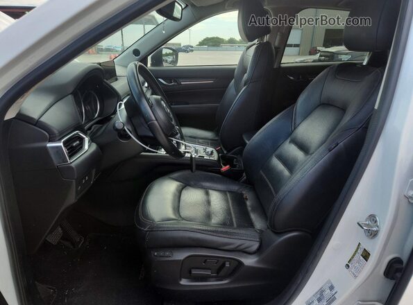 JM3KFBDM2J0428256 2018 MAZDA CX-5 White Вид салону спереду