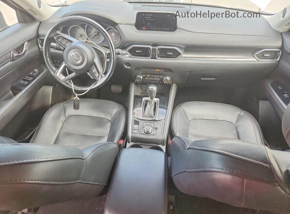 JM3KFBDM2J0428256 2018 MAZDA CX-5 White Вид панелі приладів