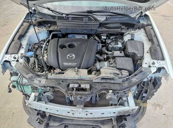 JM3KFBDM2J0428256 2018 MAZDA CX-5 White Вид задньої частини салону