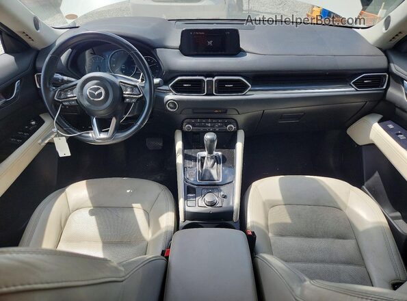 JM3KFBDM2K1587984 2019 MAZDA CX-5 White Vista del salpicadero