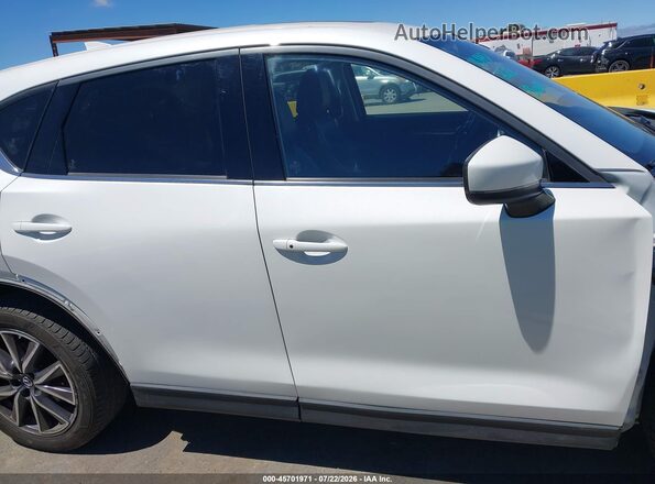 JM3KFBDM3J0356970 2018 MAZDA CX-5 White Widok wnętrza 360 stopni