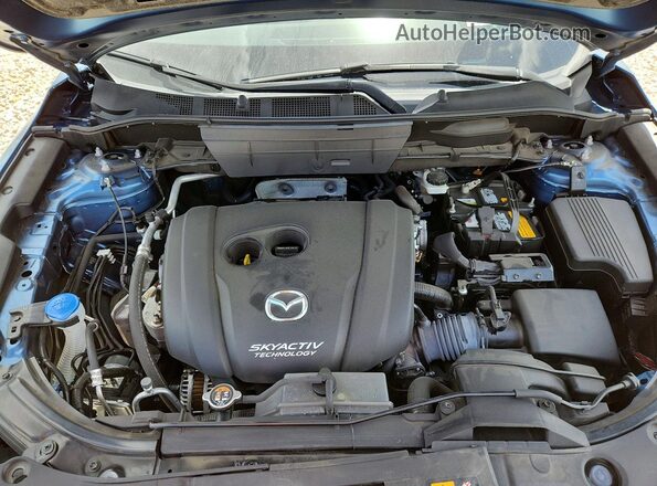 JM3KFBDM3J0451058 2018 MAZDA CX-5 Blue Vista del compartimento del motor