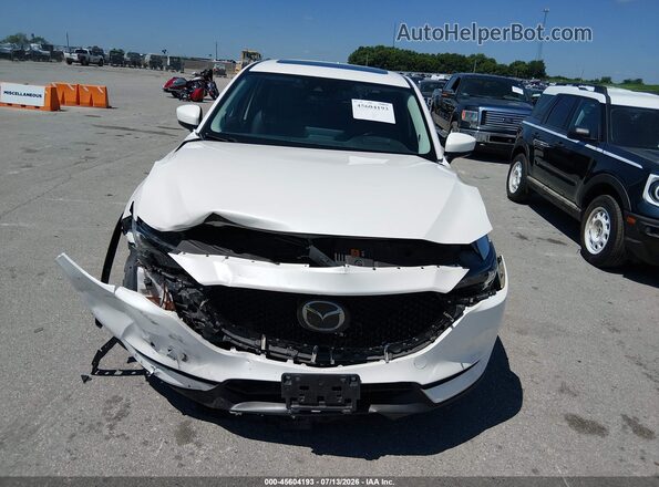 JM3KFBDM4M1426121 2021 MAZDA CX-5 White Widok wnętrza z tyłu